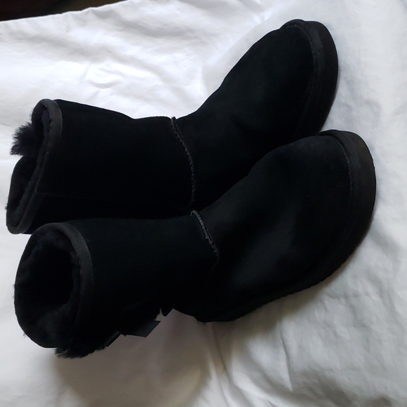 Uggs Koolaburra Victoria - Picture 1 of 6